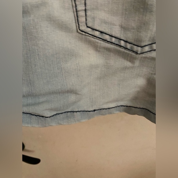 Chic Denim Button-Up Romper Noble - Picture 8 of 9